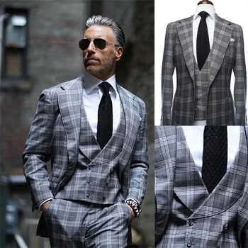 Modern Tasarım 3 Parça Erkek Takım Elbise Gri İngiliz Ekose Rahat Özelleştirilmiş Fit Parti Takım Elbise Yakışıklı Resmi Ceket + Pantolon + Yelek